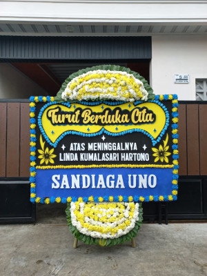 Papan Bunga Duka di Bencongan